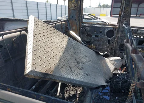 2002 Dodge Ram 1500 St из США, поврежденный, VIN 1D7HA18N02S646898